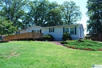 Building Photo - 9740 Dietrich Rd