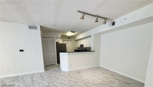 Building Photo - 8265 Ibis Club Dr