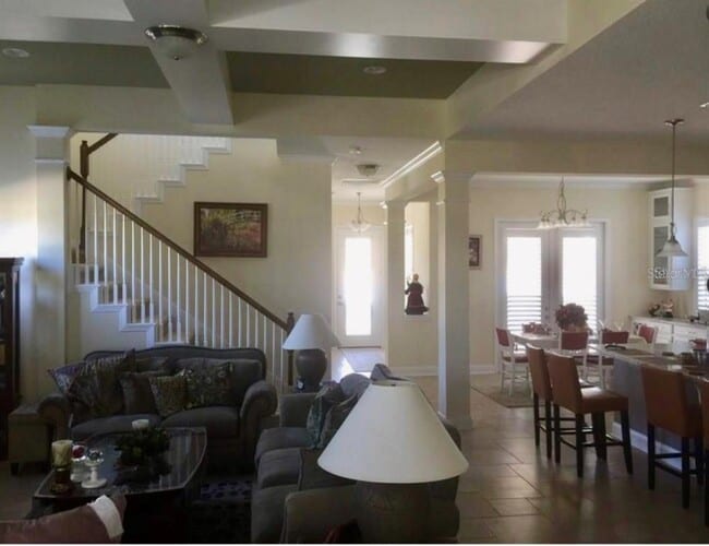 Foto del edificio - 8549 Laureate Blvd