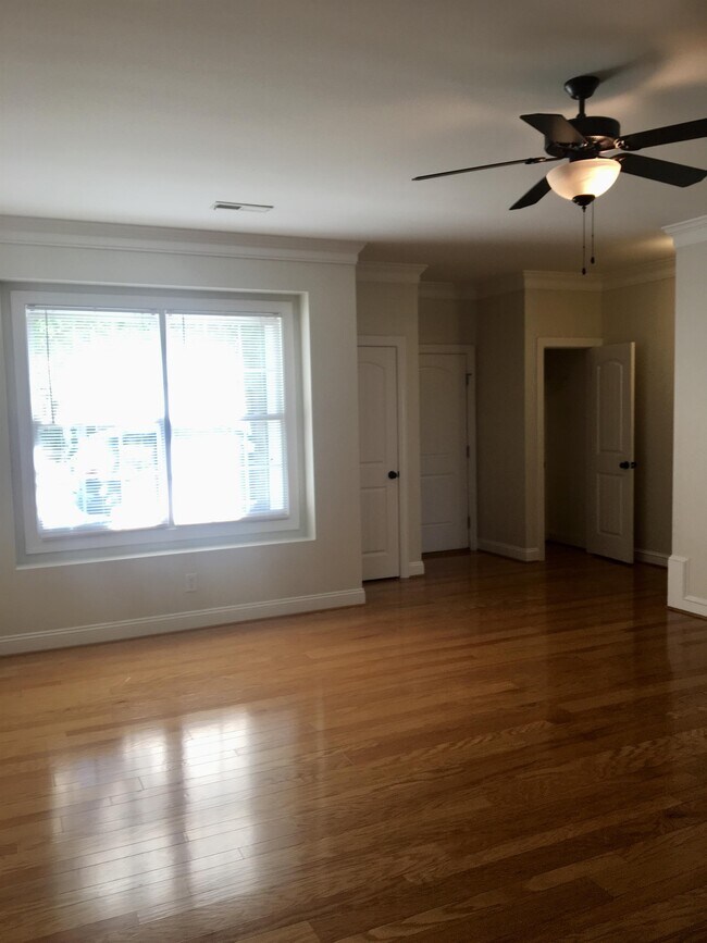 Building Photo - 508 Capstone Dr