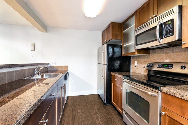 Foto del edificio - Contemporary, Clean Condo at Veridian Cove!! Available 7/10/2026!