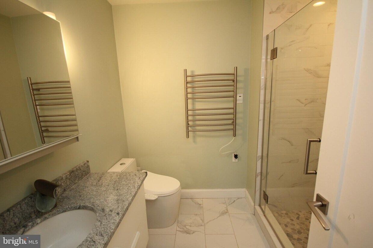 Foto principal - 42 Cameron Ct