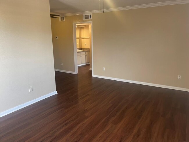 Building Photo - 4711 Palisade Dr