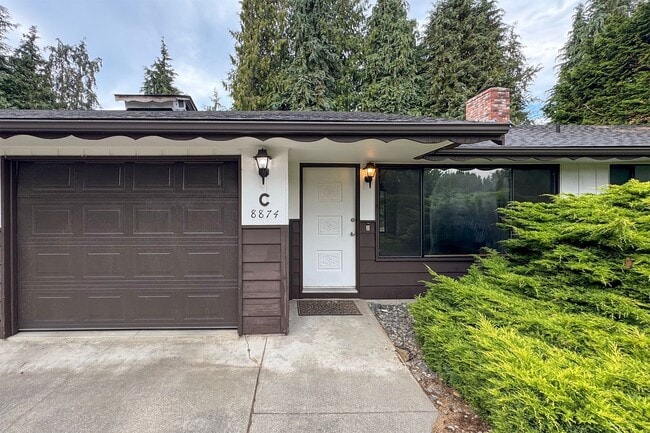 Building Photo - Duplex in Quiet Area of Sequim