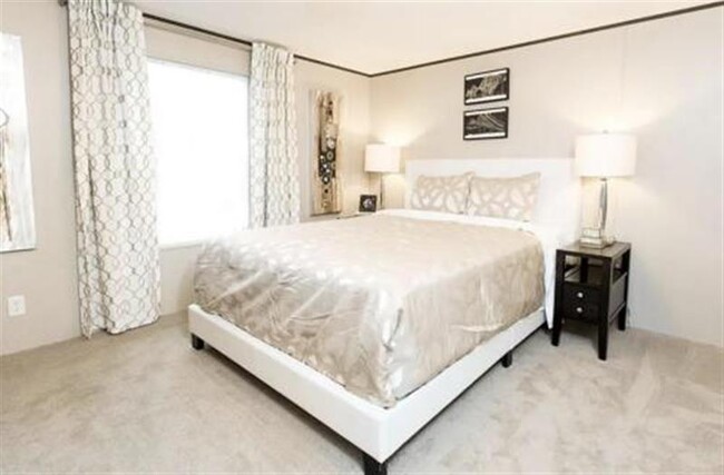 Building Photo - Alamac homes