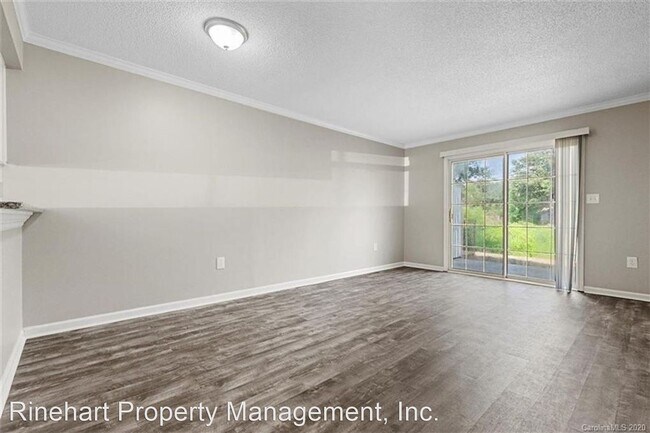 Building Photo - 2 br, 1.5 bath House - 202 Heritage Parkway