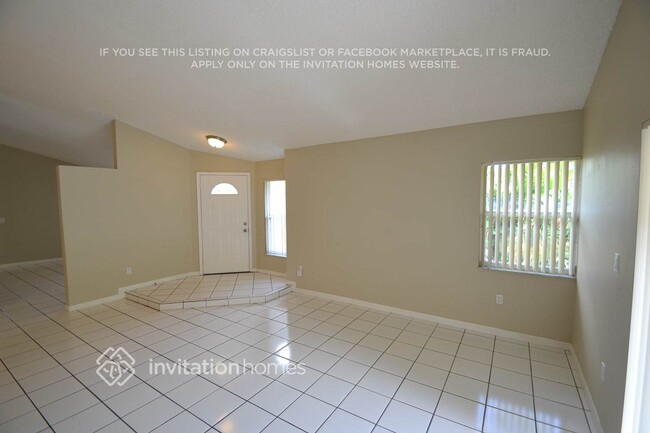 Foto del edificio - 9900 SW 59th Ct