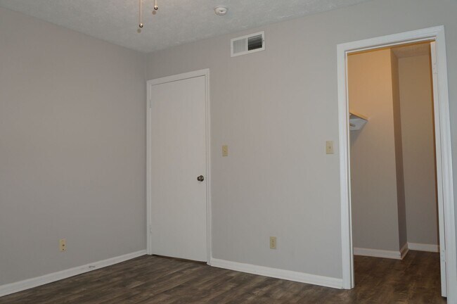Foto del edificio - Rare 1 bedroom Condo available in Vinings