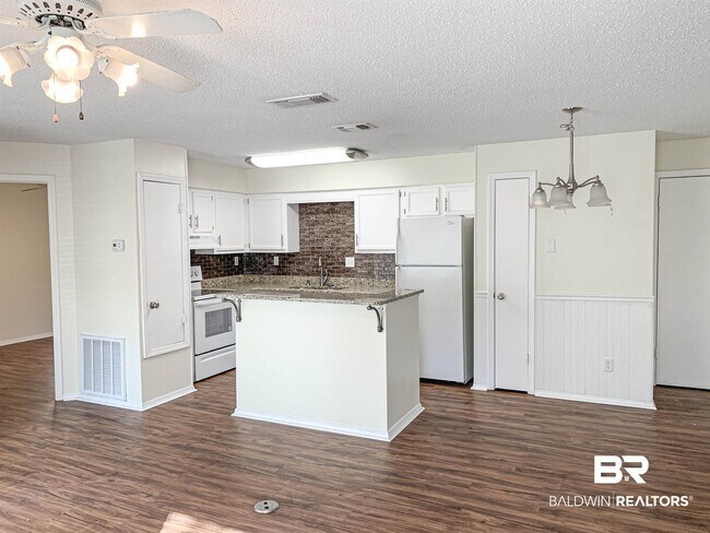Foto del edificio - 5608 Cottage Hill Rd
