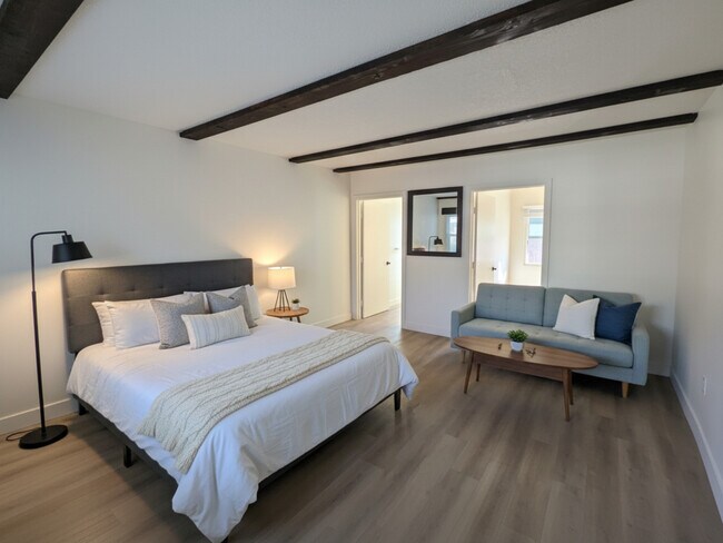 Foto del edificio - 2021 W Olive Ave