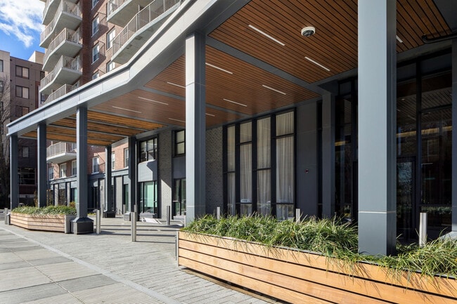 Photo - J VUE at the LMA Apartments