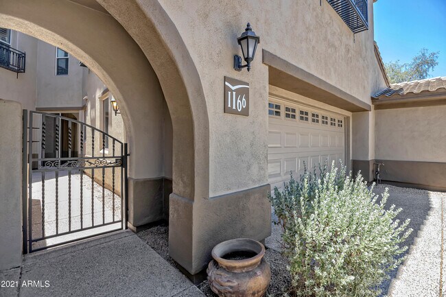 Foto del edificio - 20802 N Grayhawk Dr