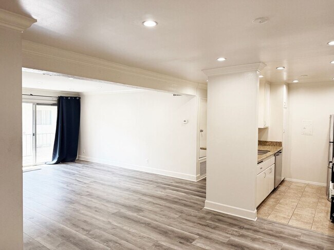 Foto del edificio - 5460 White Oak Ave