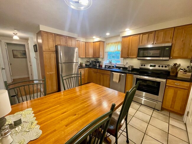 Foto del edificio - 22 Carol Dr