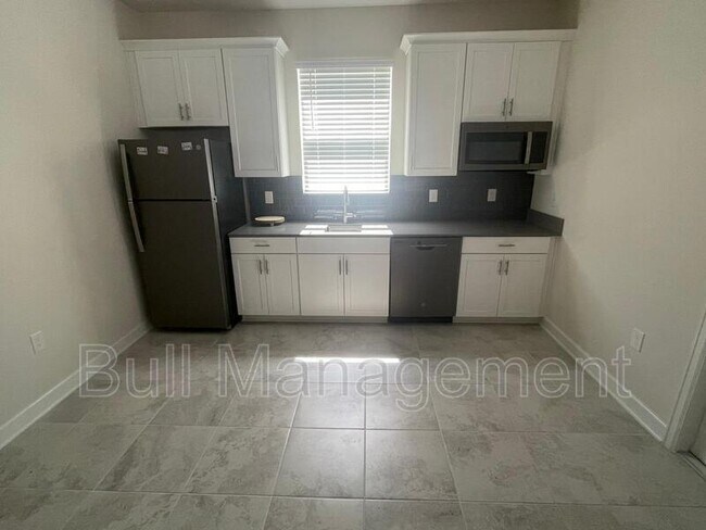 Foto del edificio - 2961 Nottel Dr