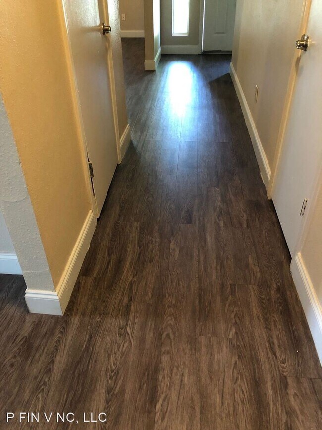 Foto del edificio - 4 br, 2.5 bath House - 806 Bellflower Cir
