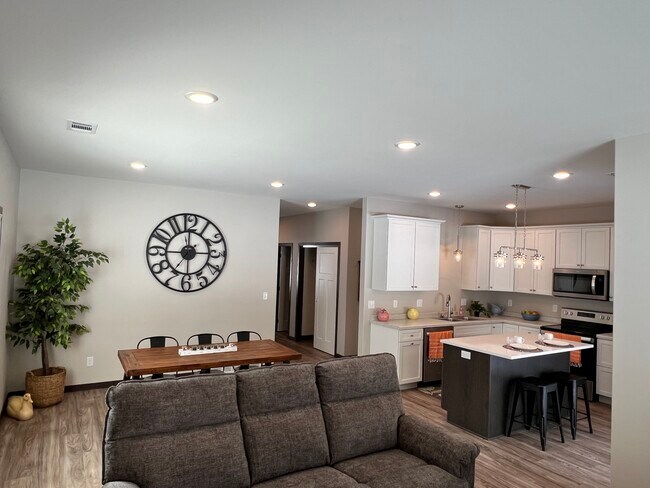 Planta abierta - 300 Thumper Lodge Rd