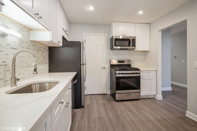 Building Photo - 298 Pembridge Ln