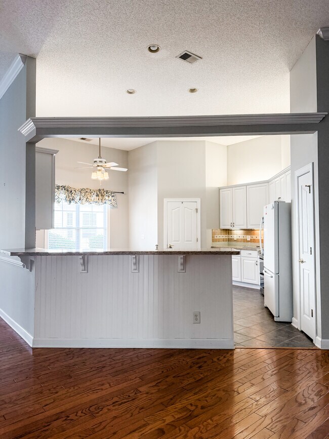 Foto del edificio - 338 Camden Cir