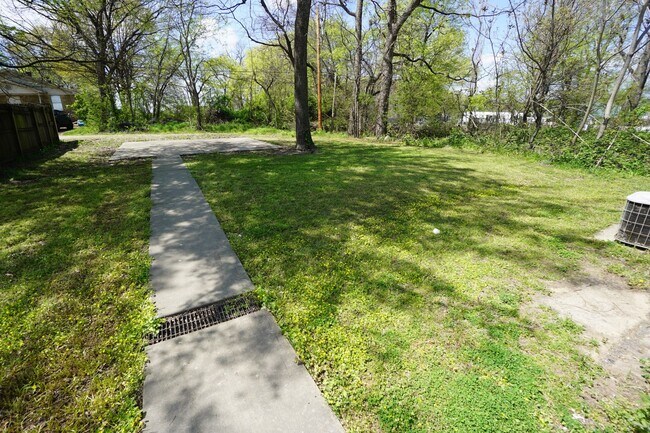 Foto del edificio - 3 Bed 2 Bath House Close to Chicken Plant ...