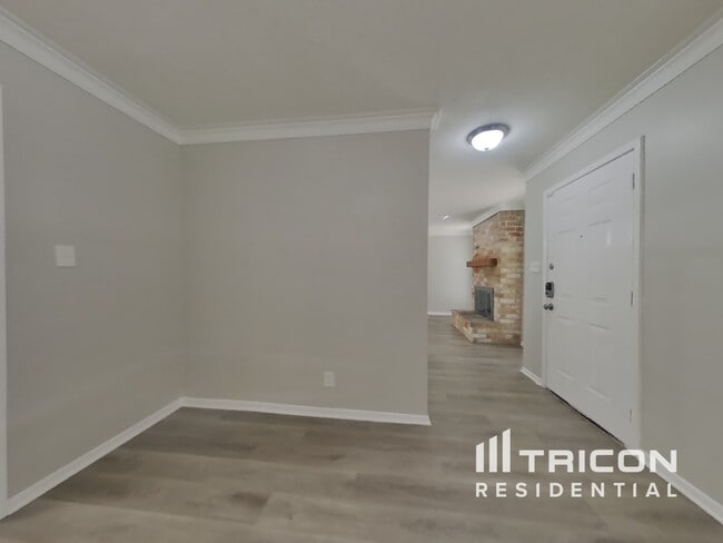 Building Photo - 24122 Spring Mill Ln
