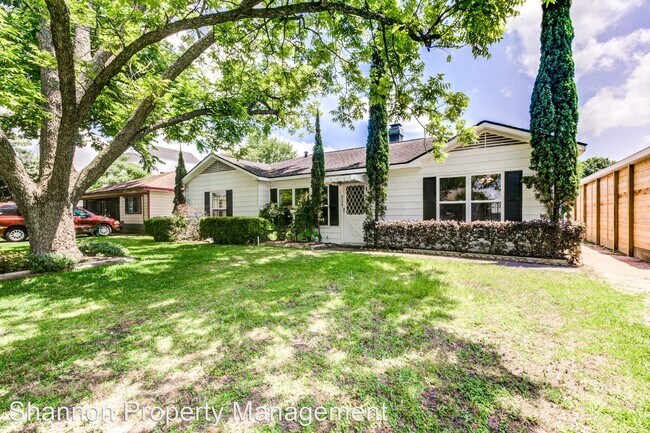 Foto del edificio - 3 br, 2 bath House - 906 W 16th St