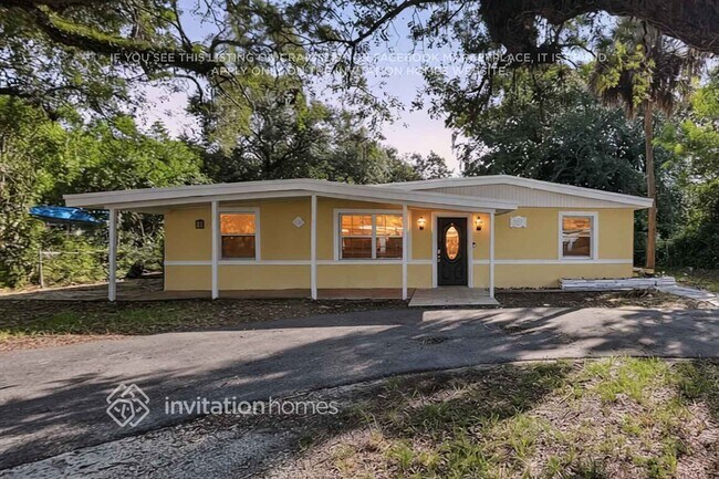 Foto del edificio - 107 Ronald Rd