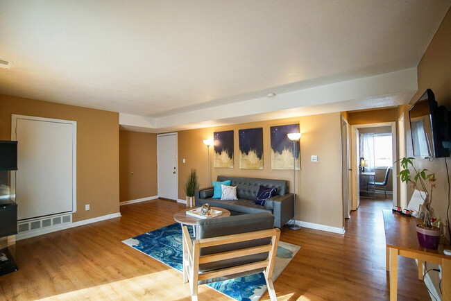 Living Room - Colonie Apartments