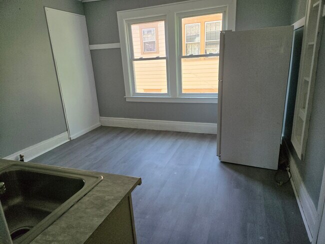 Foto del edificio - 404 Westmoreland Ave