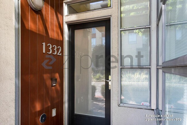 Foto del edificio - 1332 Powell St