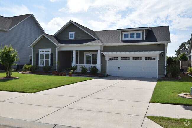 Building Photo - 5636 Pinecone Pl