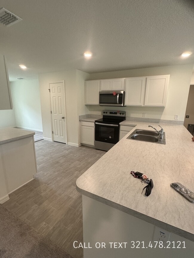 Building Photo - 1568 Seeley Cir NW