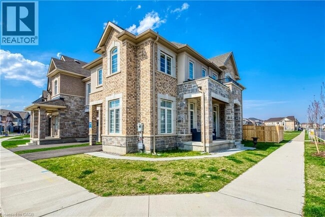 Building Photo - 3131 Goodyear Rd
