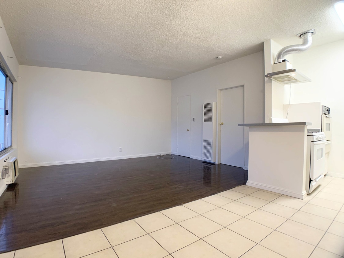 1808 W Sumac Ln Unit 7, Anaheim, CA 92804 1808 W Sumac Ln Anaheim, CA Apartments for Rent in
