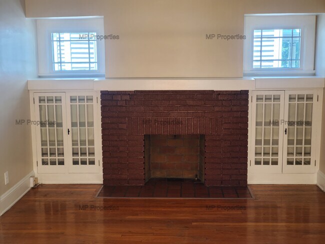 Foto del edificio - 1302 Hathaway Ave
