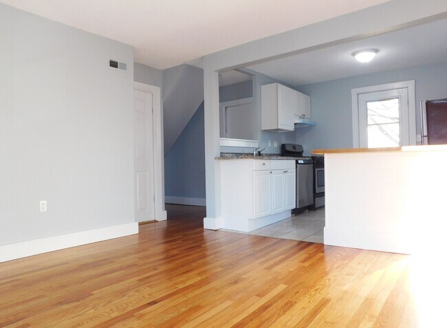 Foto del edificio - 104 Harvard St