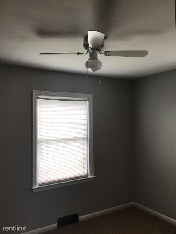 Foto del edificio - 2 br, 1 bath House - 4430 Pengelly Rd