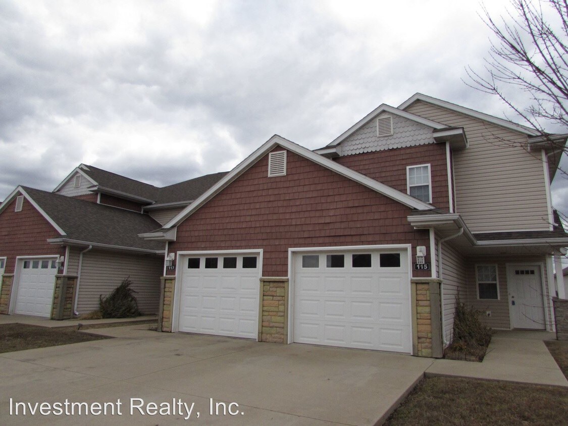 Primary Photo - 115 Andrews Dr