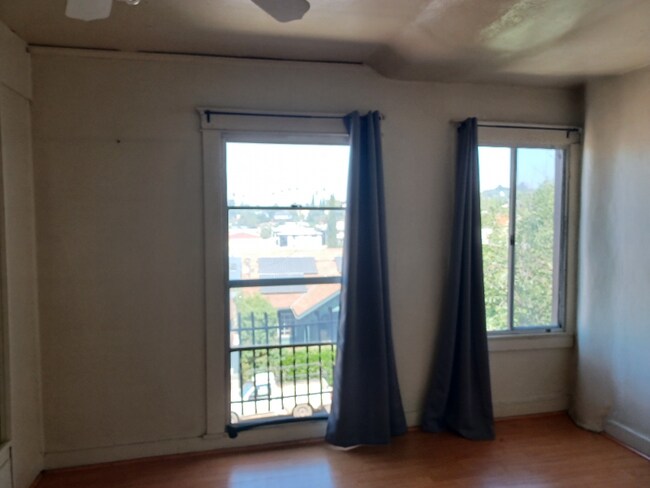 Building Photo - 1448 Fairbanks Pl