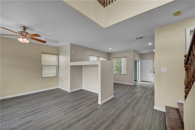 Foto del edificio - 12052 Hathaway Pines Dr