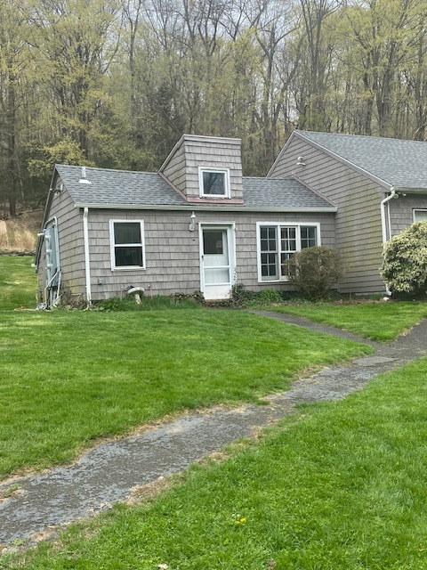 Building Photo - 505 Lakeside Rd