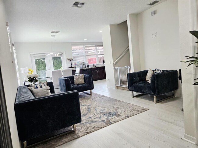 Building Photo - 3102 Camino Real Dr N