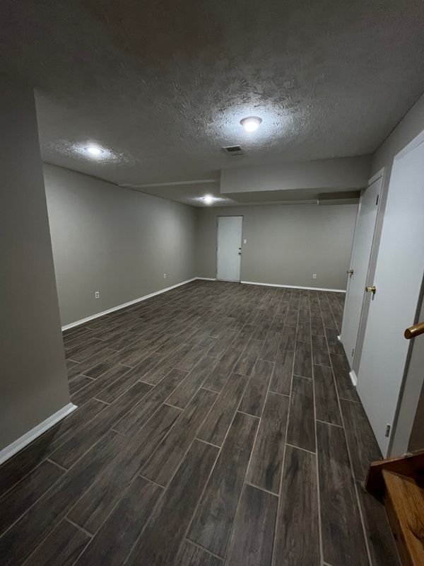 Foto del edificio - 8929 Harkate Way