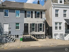 Building Photo - 841 Jackson St