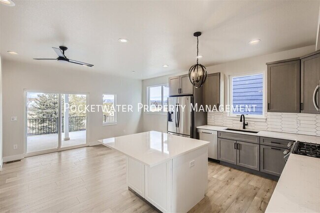 Foto del edificio - 1335 Baker St