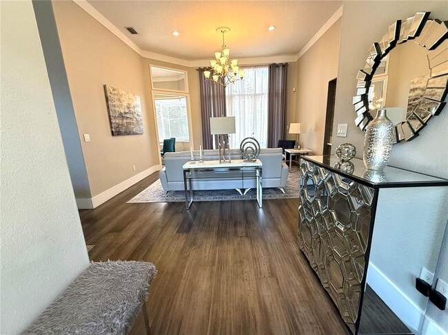 Foto del edificio - 2113 Grove Point Ln