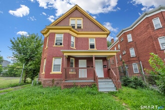 Building Photo - 141 Homestead Ave