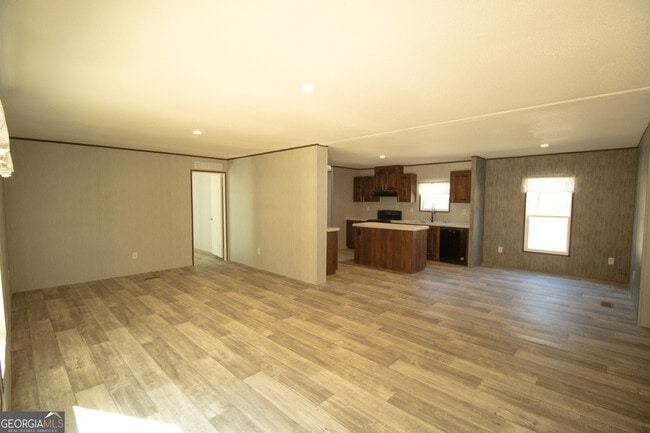 Building Photo - 1778 Zettwell Rd