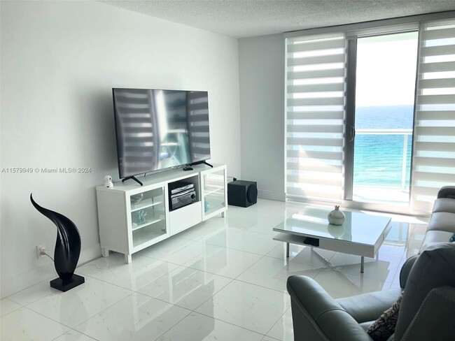 Foto del edificio - 3901 S Ocean Dr