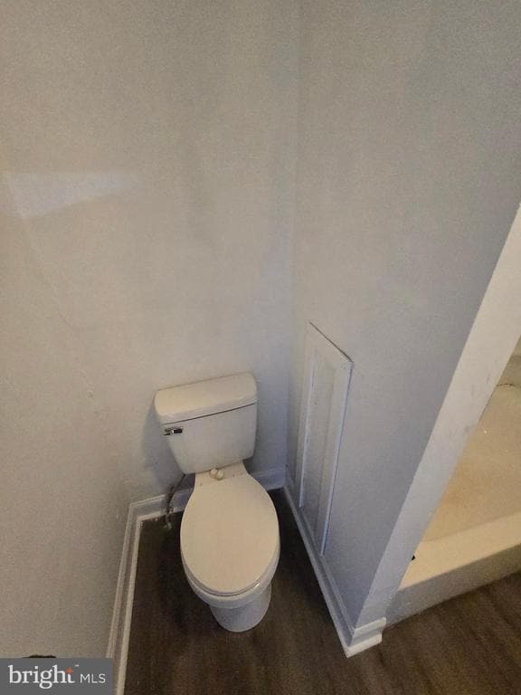 Building Photo - 1316 Farson St